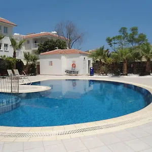 https://blue-electra-complex.protaras-cy-hotels.com